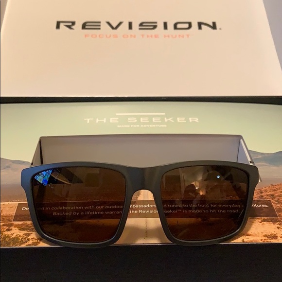 Revision “the seeker” sunglasses